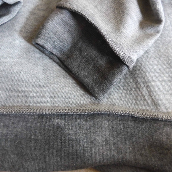 NWT Beyond Yoga Women’s XS Favorite Raglan Crew Pullover Grey Print - Picture 6 of 11